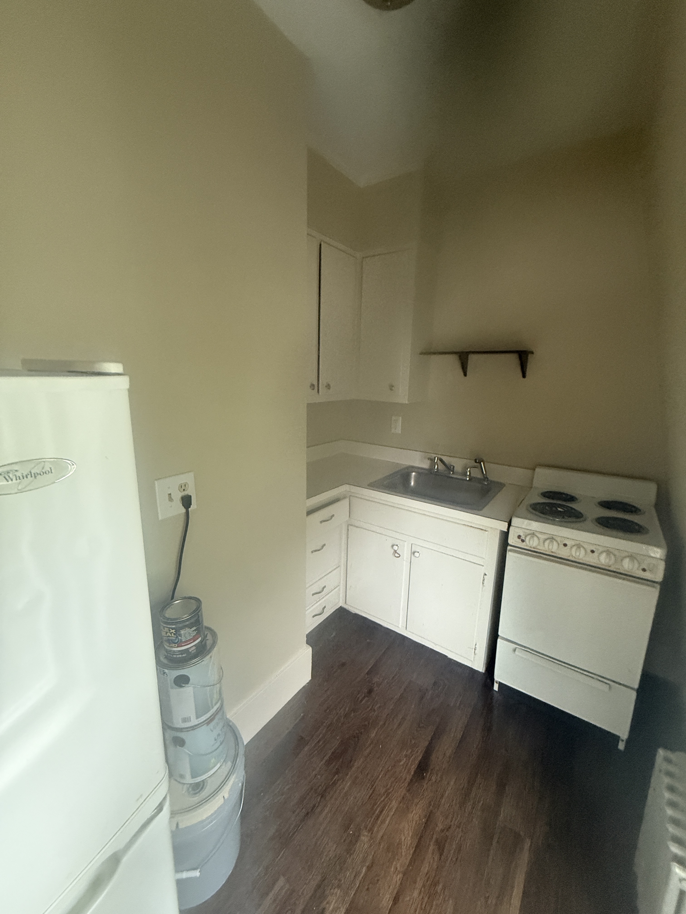 12 Pleasant Street - 9